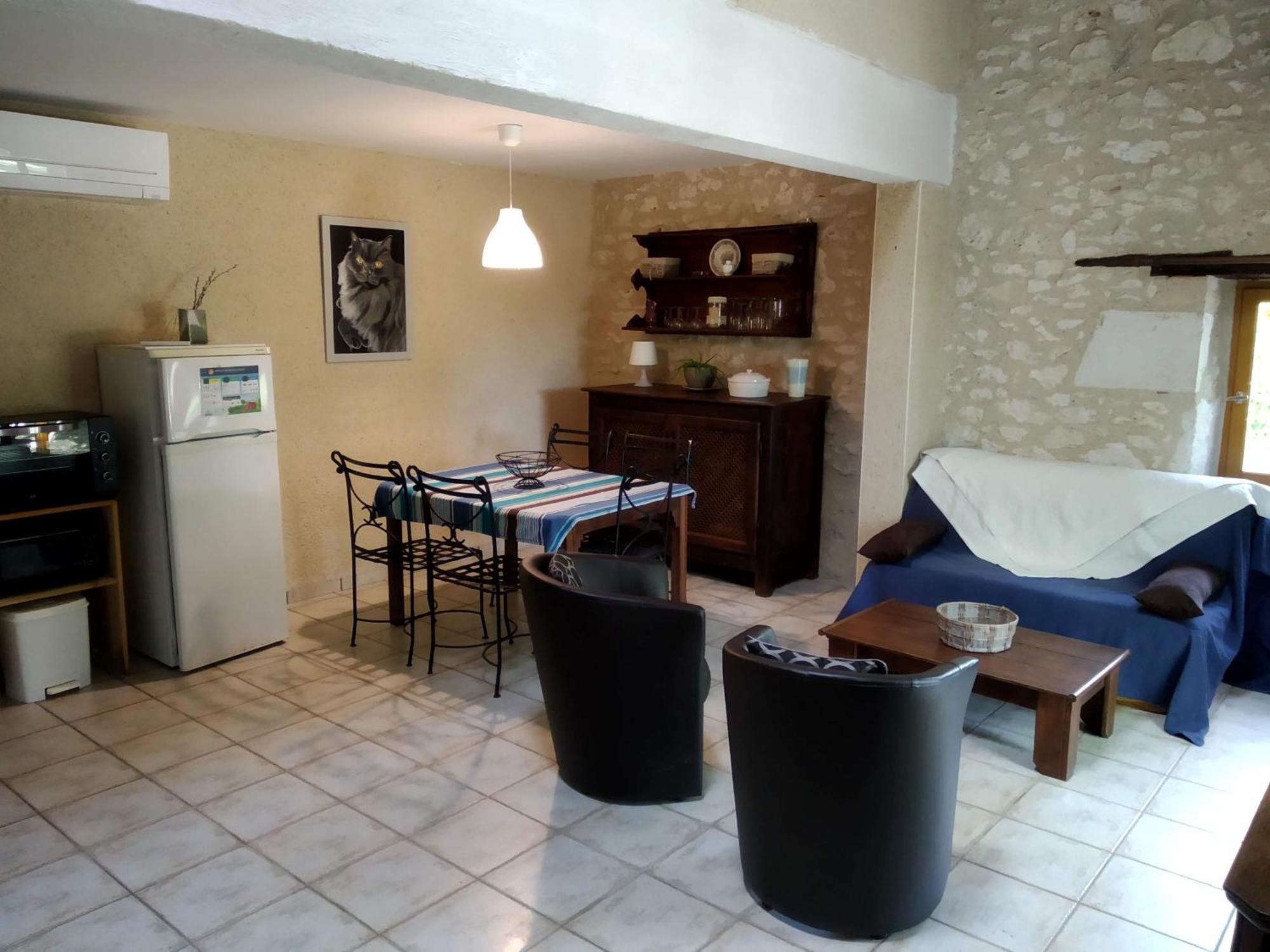 Le Vignal Villa มงฟลองแกง ภายนอก รูปภาพ